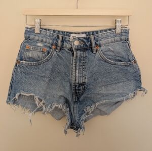 Zara Denim Cut Off Shorts 26